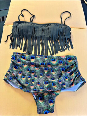 Lidresso Peacock Print Fringe Bikini US 8 Like New